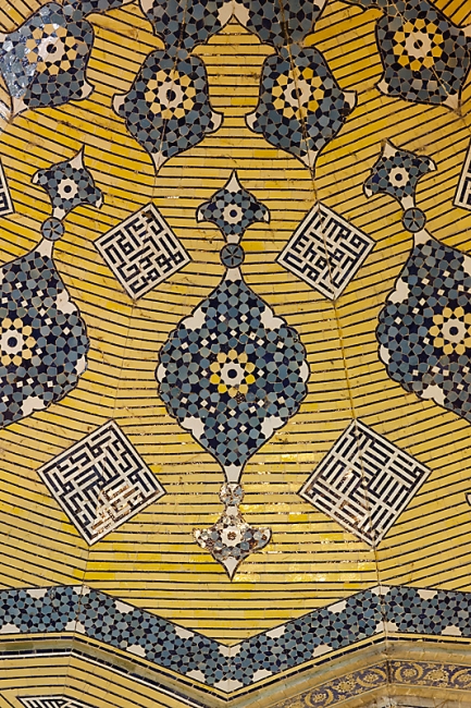 Ispahan-Madrasa de la mère du roi-008